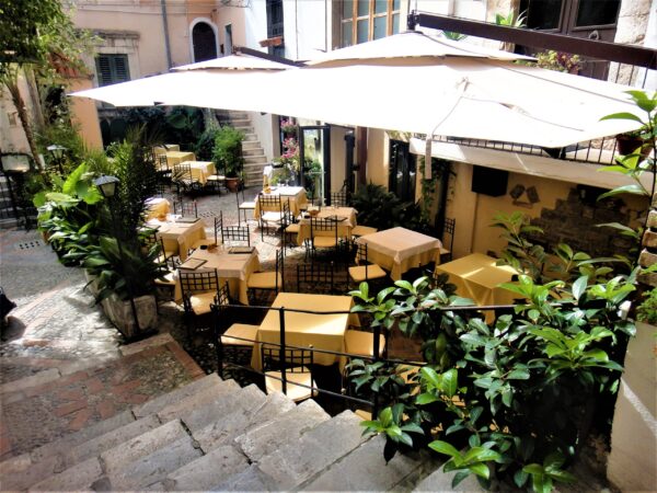 Restaurants, in Taormina