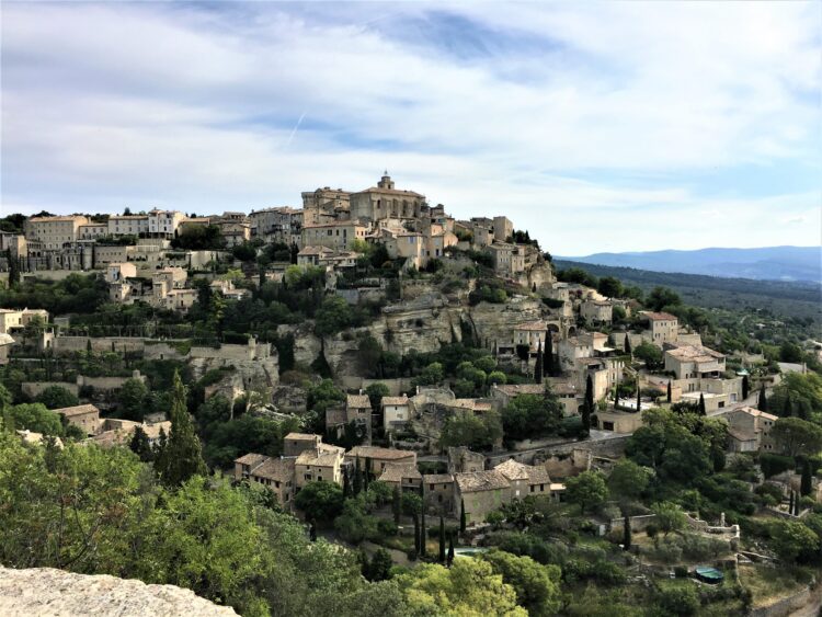 Exploring Avignon